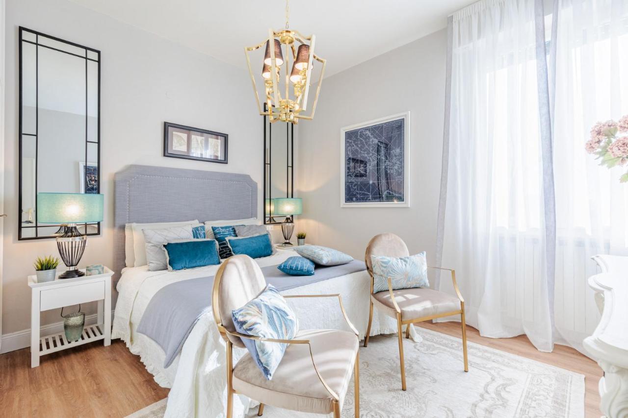 "Libeccio Apartment" Fronte Mare Con Garage Privato Lido di Camaiore Dış mekan fotoğraf