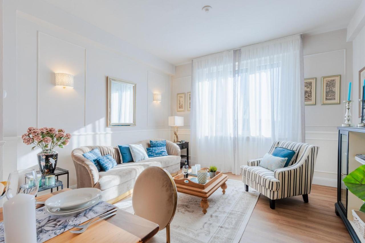"Libeccio Apartment" Fronte Mare Con Garage Privato Lido di Camaiore Dış mekan fotoğraf